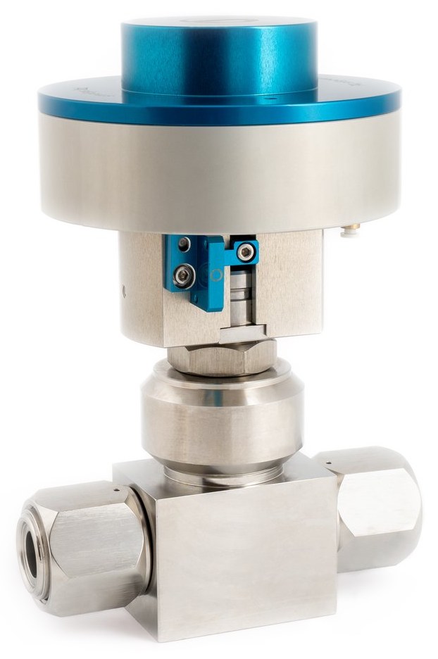 smolsys tritium valve with pneumatic actuator and face seal fittings